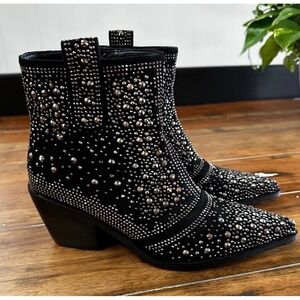 Isnom Black Faux Suede Rhinestone Studded Western Ankle Boots NWOT